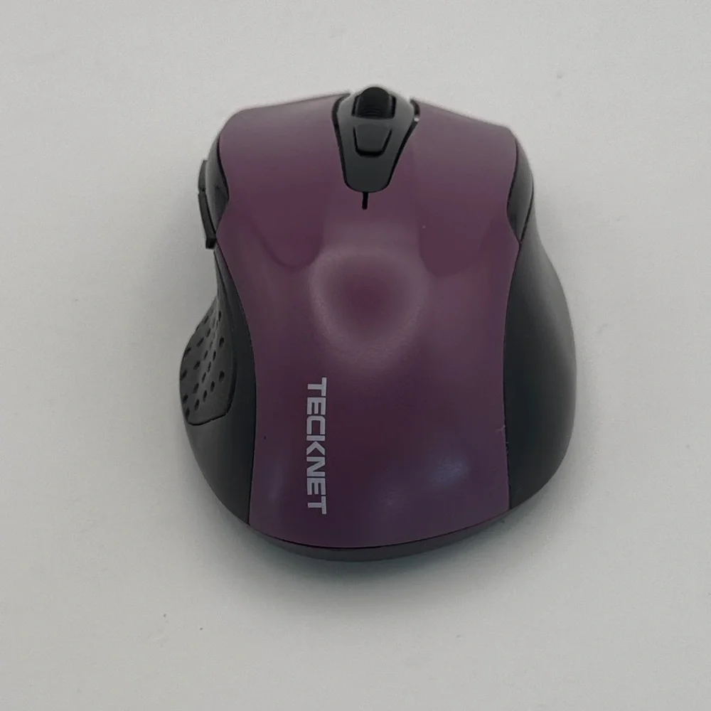 Bundle of NWOT TECKNET™️ Wireless Mouse and EUC PEEPS™️ Retractable Brush